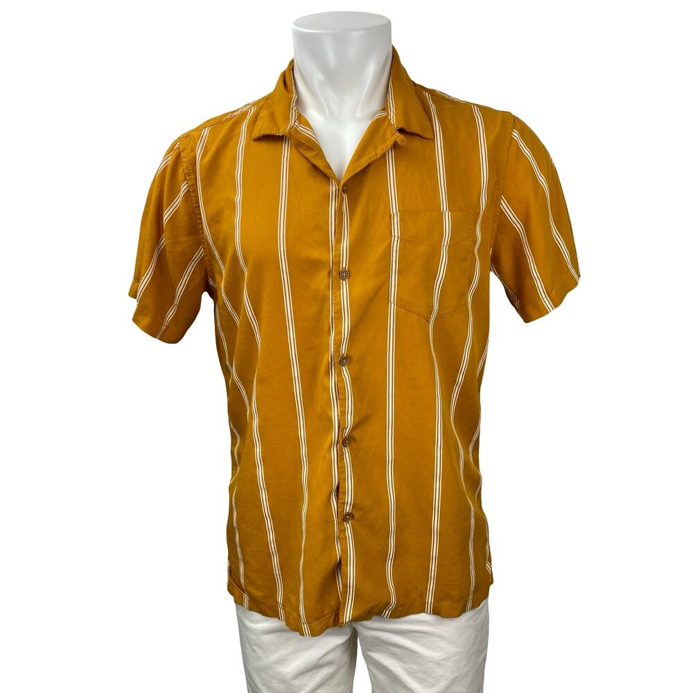 Aeropostale Men's Yellow Stripe Collared Short Sleeve Button Down Shirt Top Sz M